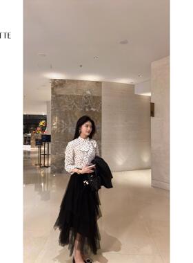 遇儿推荐【定格时光】气质法式精致波点衬衫20250014