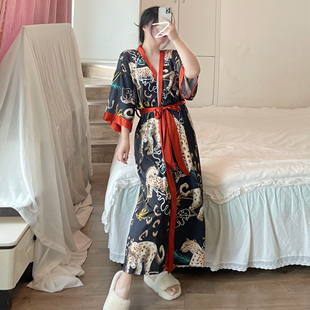 睡裙女 桃汁酱 家居服200斤大码 私房调情浴袍胖mm长袖 性感睡衣开衫