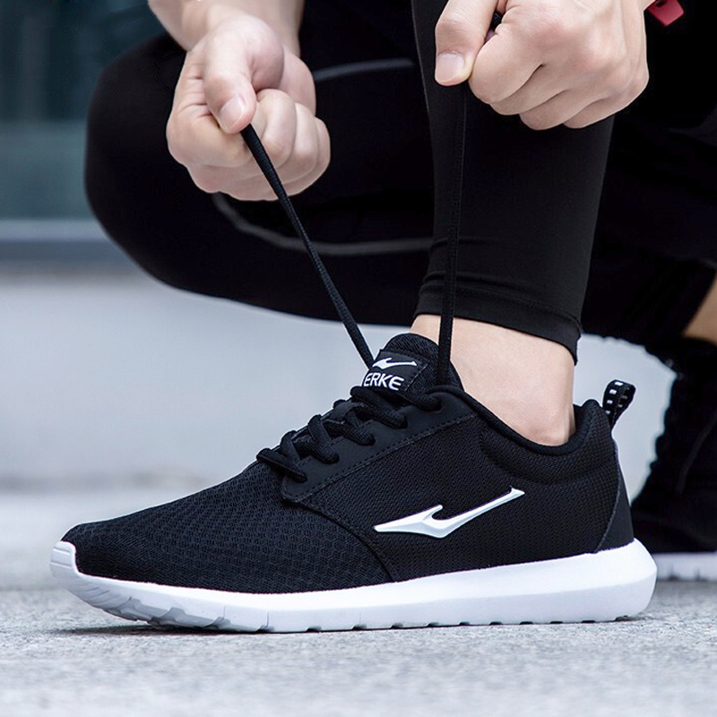 鸿星尔克运动鞋男断码清仓夏季透气网面跑步鞋男士轻便黑色男鞋子