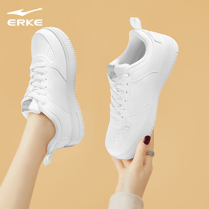 鸿星尔克女鞋2025新款秋冬皮面防水运动鞋板鞋女款厚底百搭小白鞋