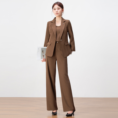 轻熟风西装套装女秋季2025新款职业通勤干练修身显瘦高级感三件套