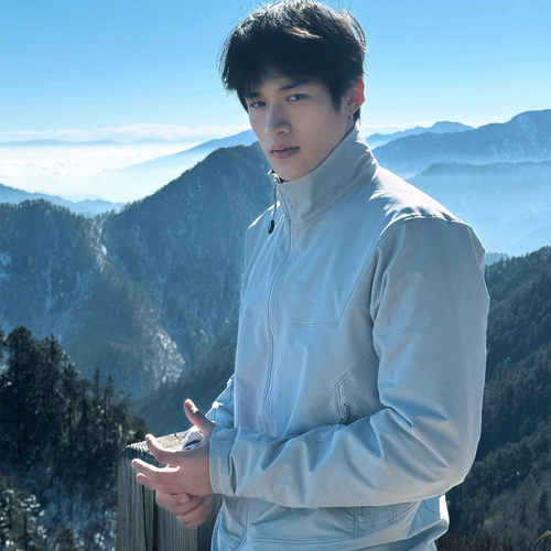 鸟家防风软壳夹克男立领外套