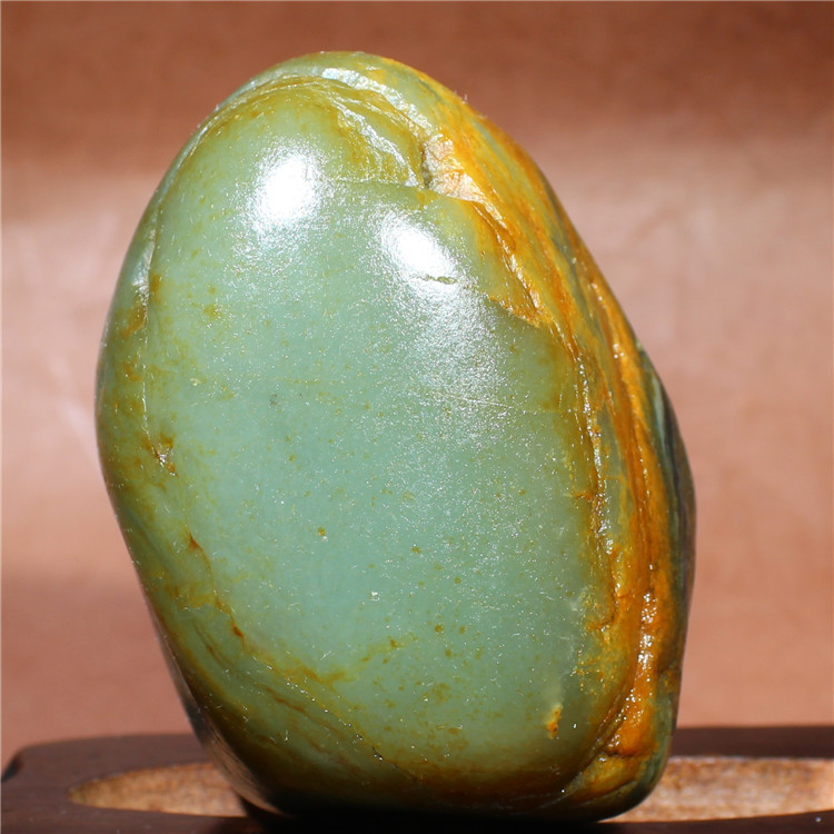 正宗新疆和田玉籽料原石摆件425克真皮好肉青玉独籽无修真品推荐d