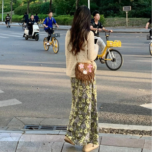 气质海边度假风长裙套装 绿色吊带碎花洋装 法式 2025新款 子女夏季