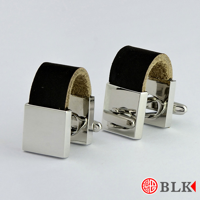 BUSINESS MENS LEATHER CHAIN CUFFLINKS HIGH-END COWHIDE CUFFS CUFF NAILS FRENCH SHIRT ACCESSORIES CUFFLINKS