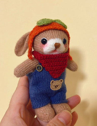 成品手工编织飞行员小兔玩偶毛线钩织摆件棒针兔兔