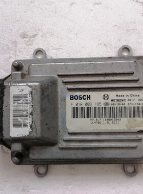 F01R00D195/1106013343/JL479Q 吉利 1.3L EIII汽车发动机电脑板