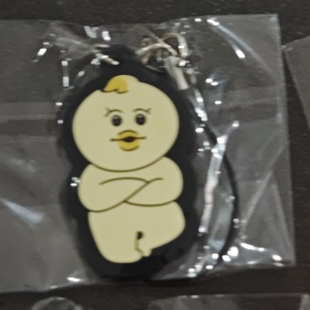 OPANCHU USAGI内裤兔酸奶妖精和小黄鸡平面橡胶挂件手机链