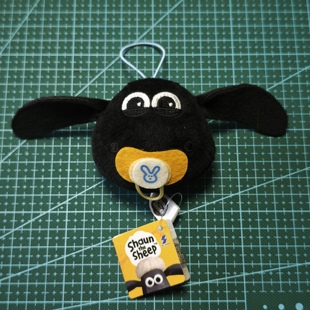 小羊肖恩奶嘴头像毛绒玩偶挂件背包链促销现货