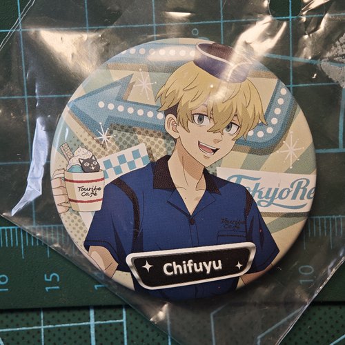 东京复仇者咖啡店餐厅吧唧金属徽章松野千冬促销现货