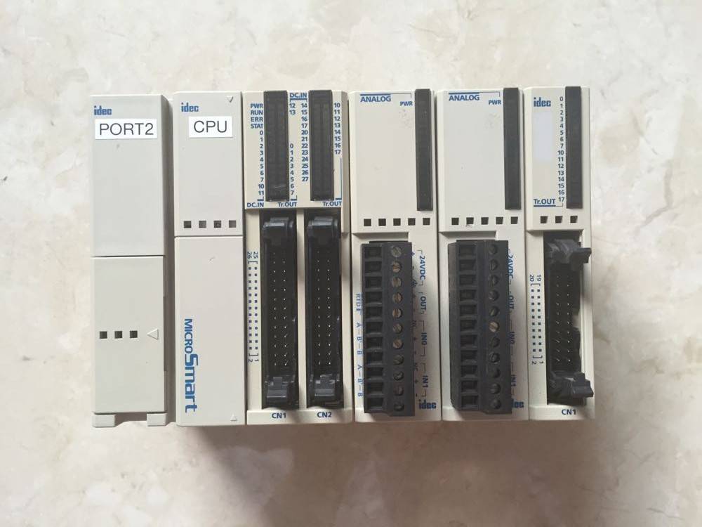 *FC4A-HPC3/1 D40S3-DS828/T32S3/L03AP1/A1/T08K1 IDEC和泉PLC