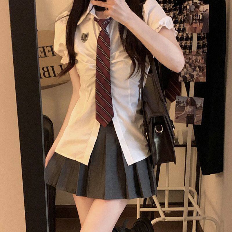 学院风白色泡泡短袖收腰款衬衫女上衣春夏季JK制服百褶半身裙套装