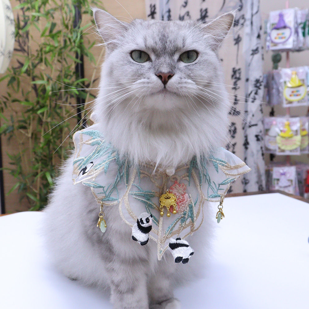 宠物汉服配饰披肩可爱熊猫刺绣猫咪云肩围巾铃铛吊坠狗狗围兜围脖