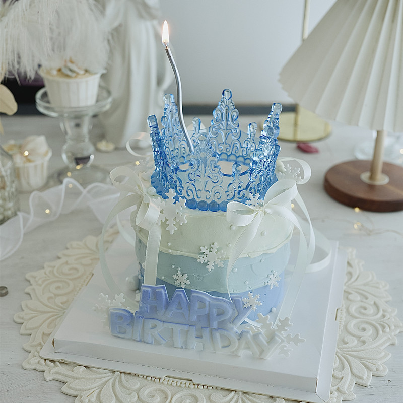 ins网红同款创意情人节公主透明彩色水晶皇冠蛋糕摆件送朋友