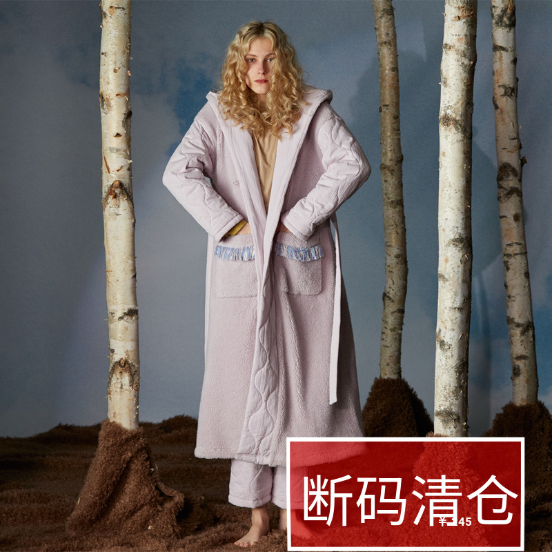 朵朵可可女冬珊瑚绒夹棉连帽睡袍