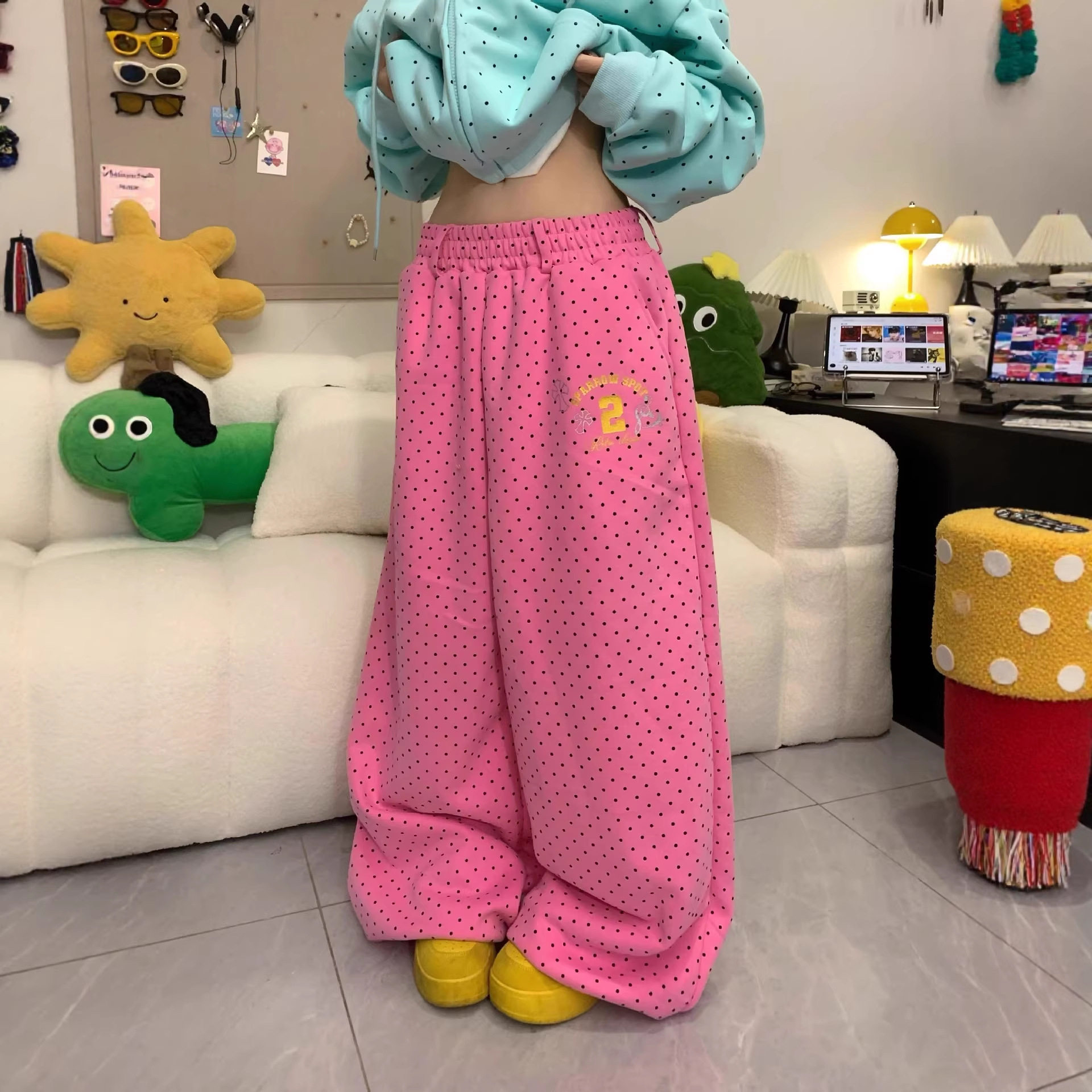 美式复古粉色波点满印多巴胺阔腿卫裤男女宽松休闲慵懒垂感直筒裤