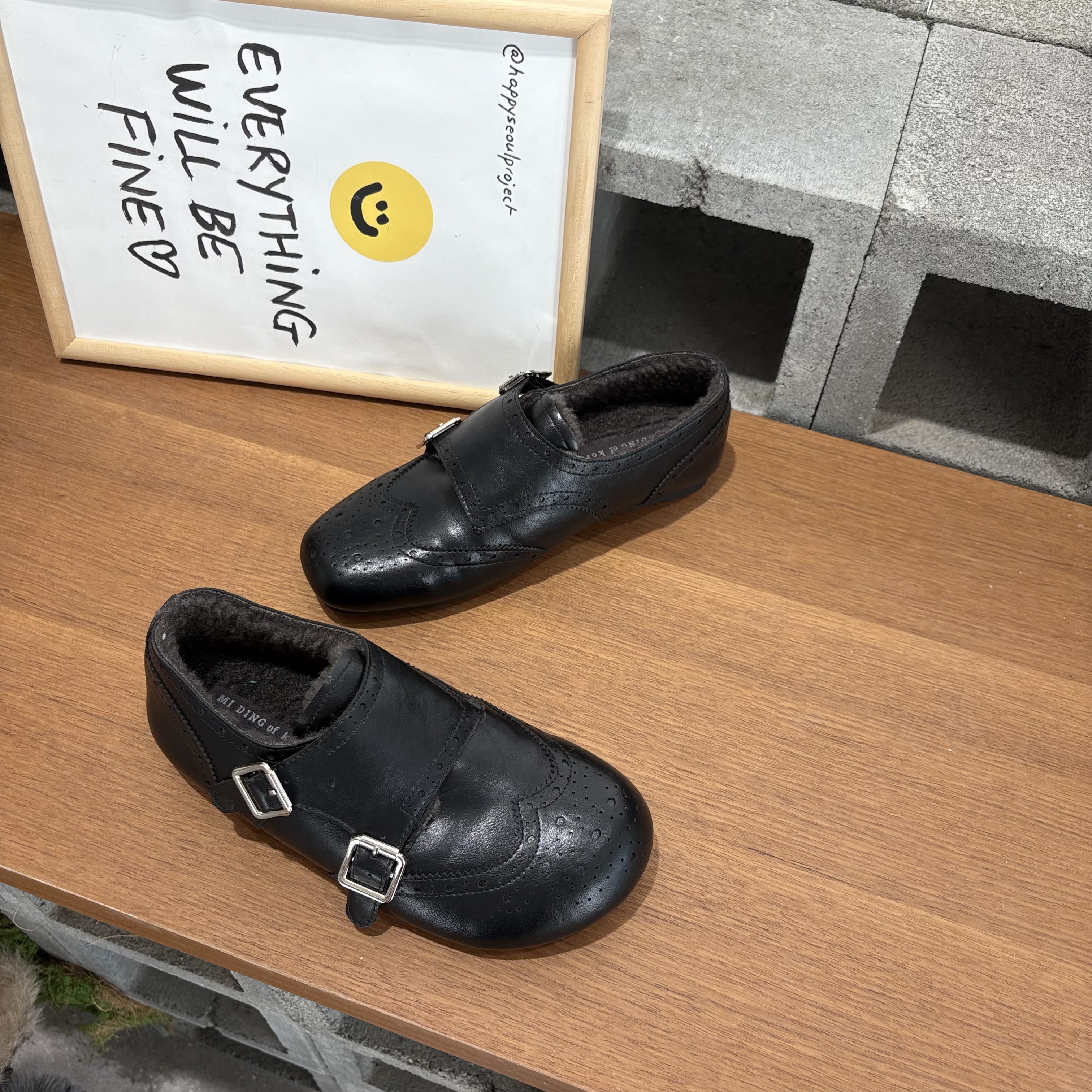 米新款2025冬季上新加绒棉鞋平底皮面博肯女鞋街拍乐福休闲布洛克