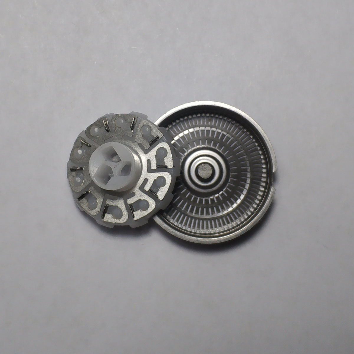 奔腾PW760L PQ9601刀头刀网奔腾磁吸式三刀头剃须刀配件三环刀网