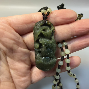 天然玉石岫玉河磨玉透闪石玉手工雕刻钥匙扣吊坠 挂件项链龙