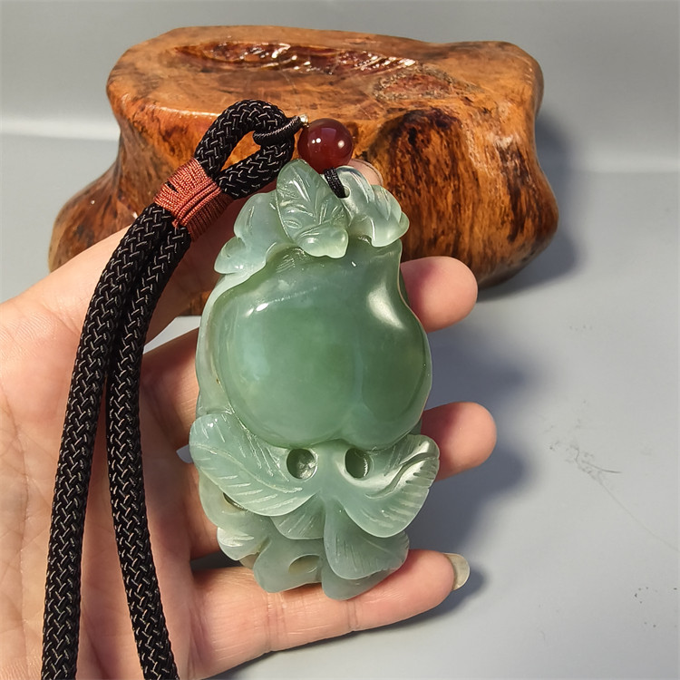 天然玉石岫玉岫岩玉手把件桃图片