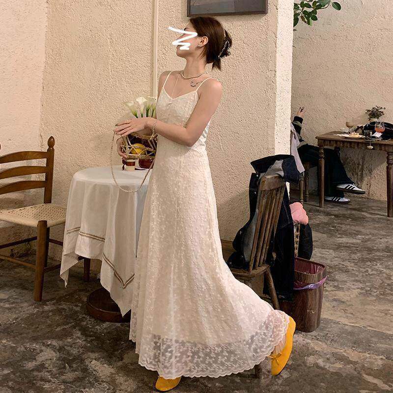 法式白色吊带连衣裙子女夏季2025新款高级感气质早春蕾丝重工长裙
