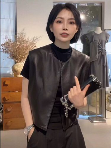 2026秋新款真皮马夹女修身小短款坎肩百搭绵羊皮马甲无袖背心外套