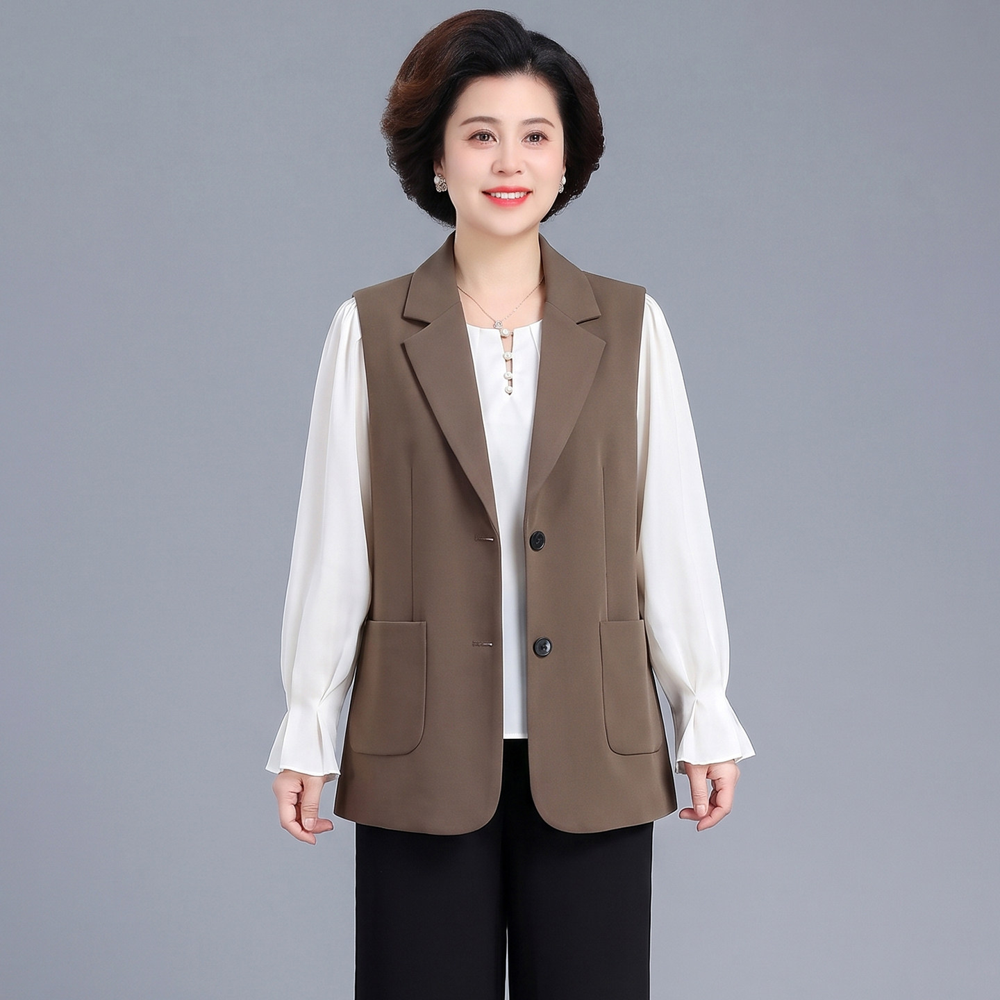 中老年妈妈外穿马甲春秋装薄外套