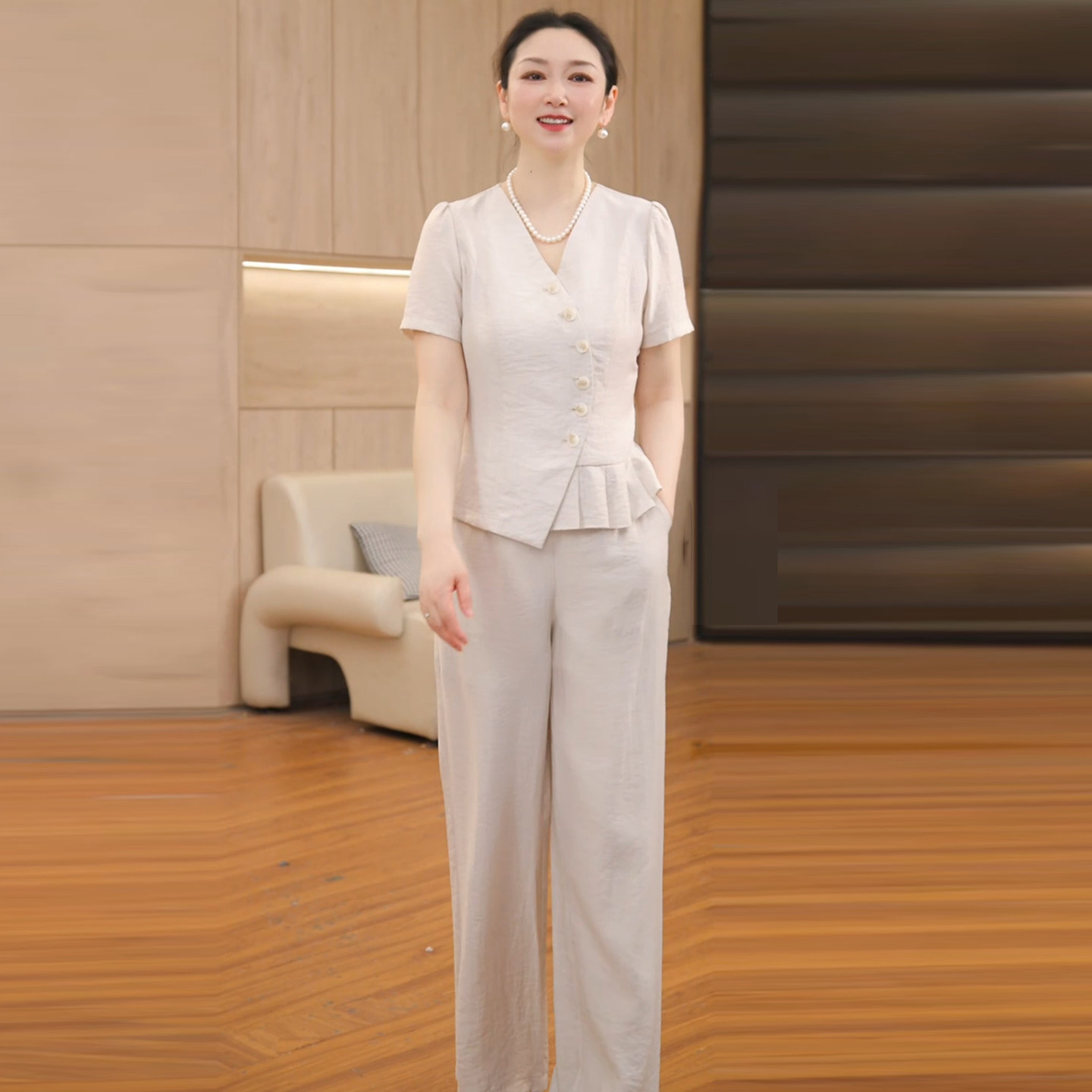 母亲节妈妈夏装时尚休闲两件套