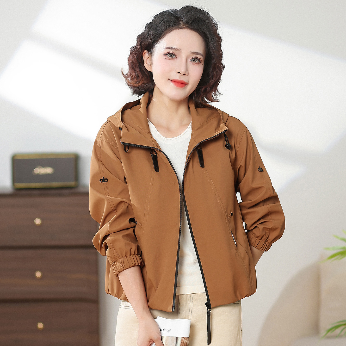 休闲外套女款百搭风衣连帽