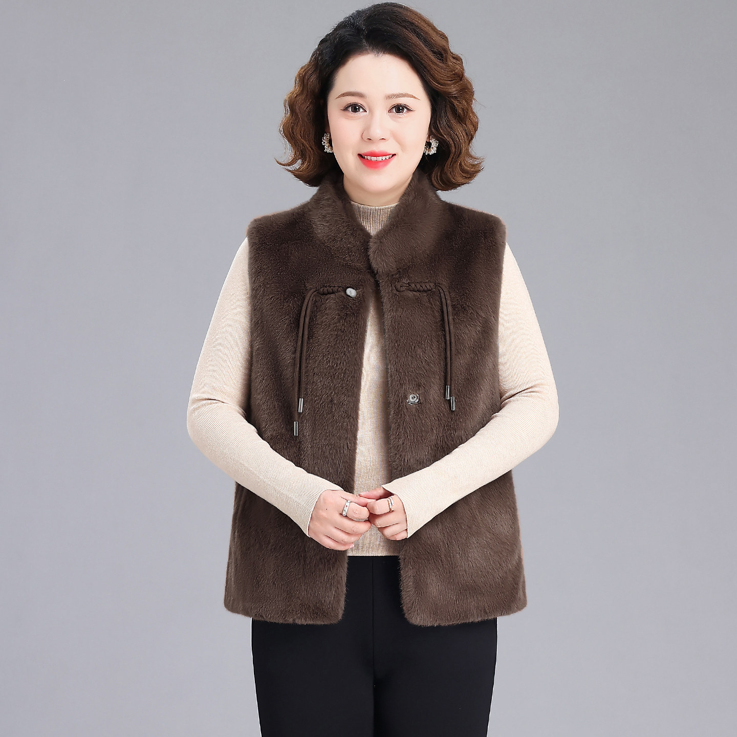 仿水貂绒马甲女中老年妈妈装