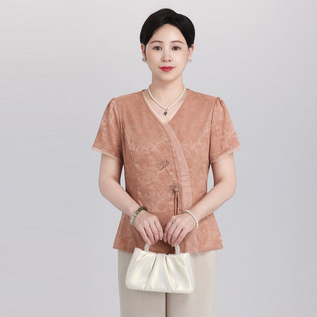 母亲节妈妈装2026夏季新中式小衫套装中年高档时髦斜襟V领T恤上衣