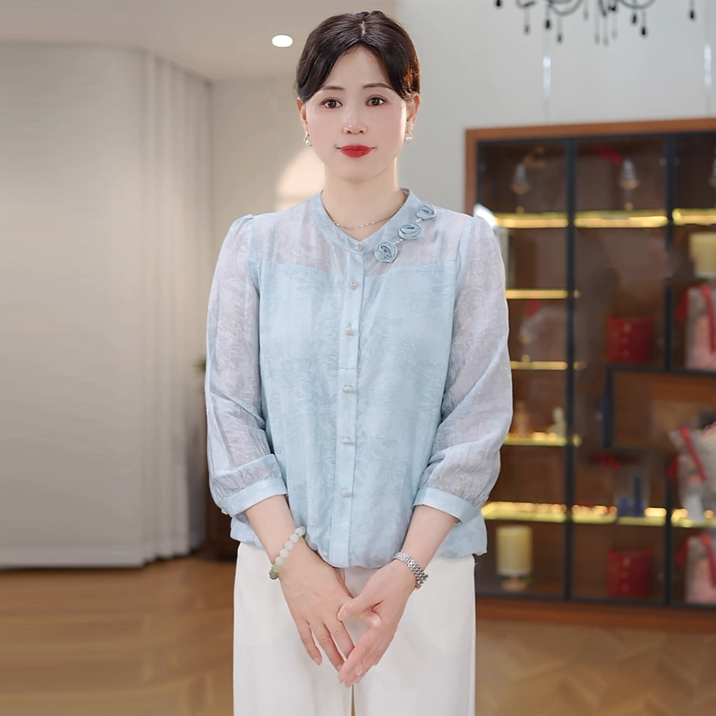 中年女洋气百搭小衫早春气质T恤