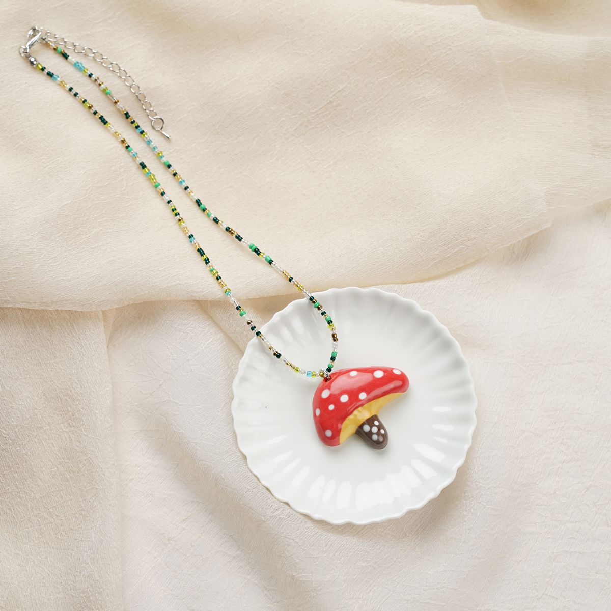 多巴胺甜美可爱少女风彩色小狗锁骨链项链彩色米珠串珠项链颈链
