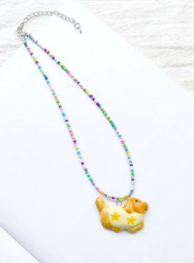 景德镇新款ins狗狗吊坠锁骨链多巴胺米珠串珠项链女小众萌趣饰品