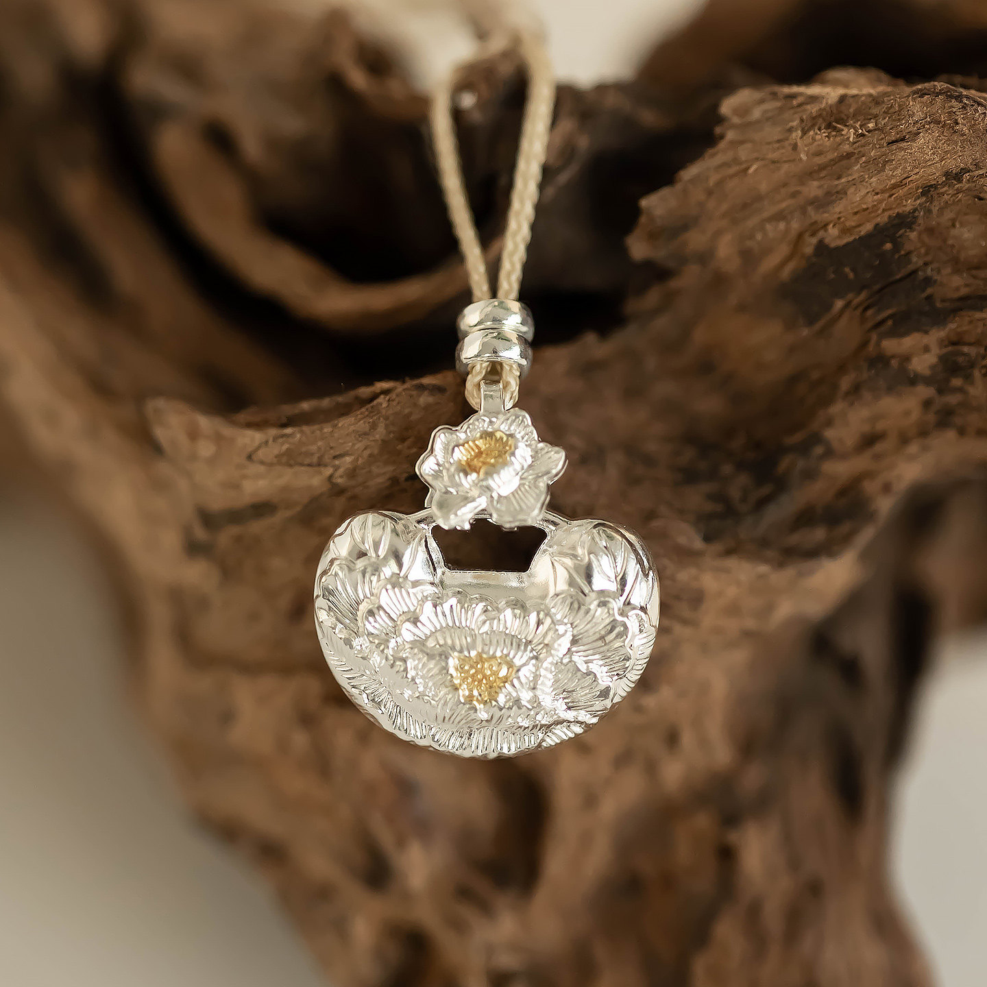 露静 足银9999纯银吊坠元宝牡丹花实心项链平安锁毛衣链新中式