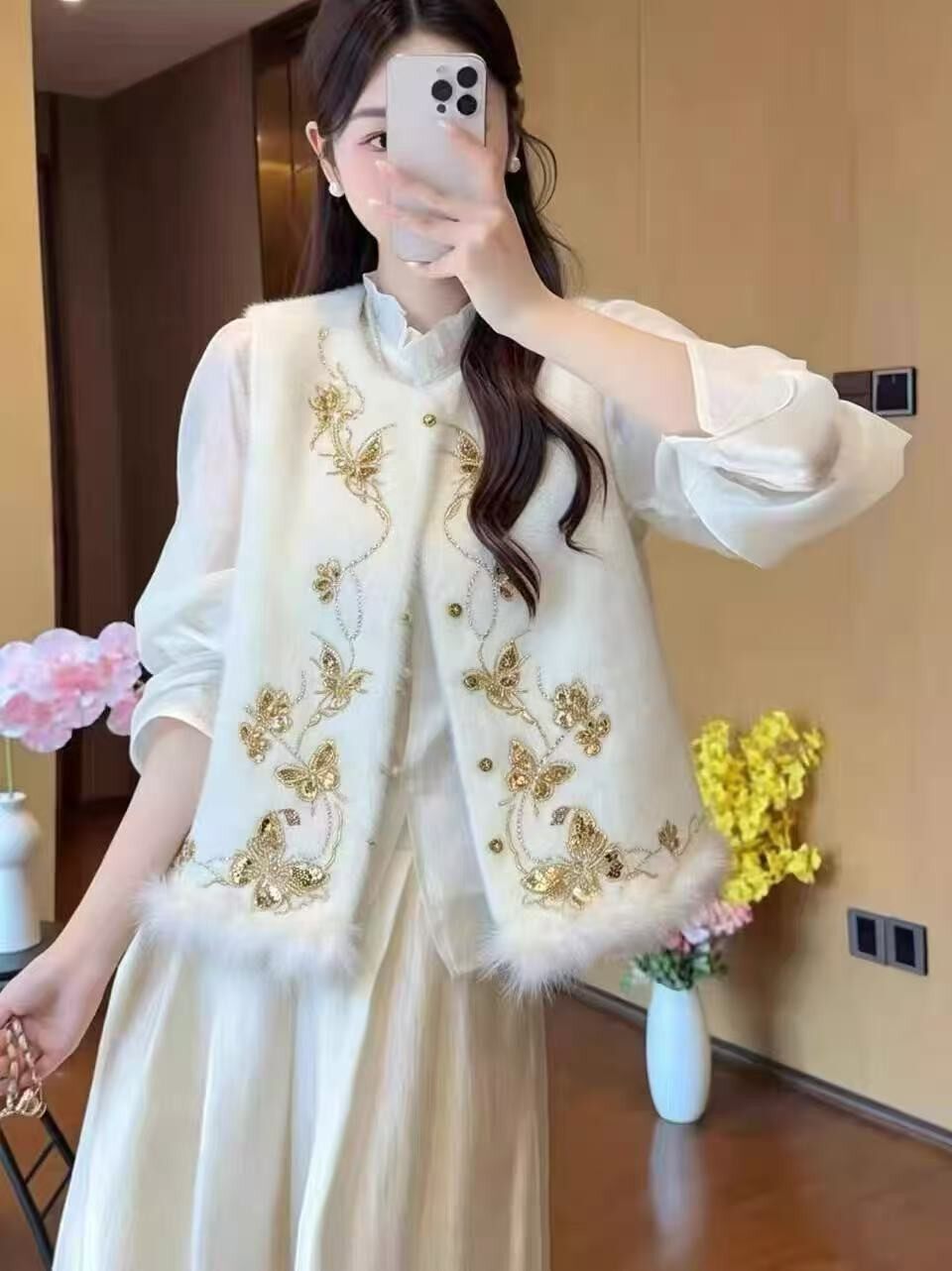 新中式国风女装古法绣钉珠真水貂毛拼接无袖夹棉坎肩背心马夹秋冬