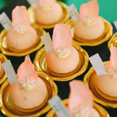 金卡托 慕斯垫 西点蛋糕泡芙托 正方三角形金色吸塑慕斯底托 圆