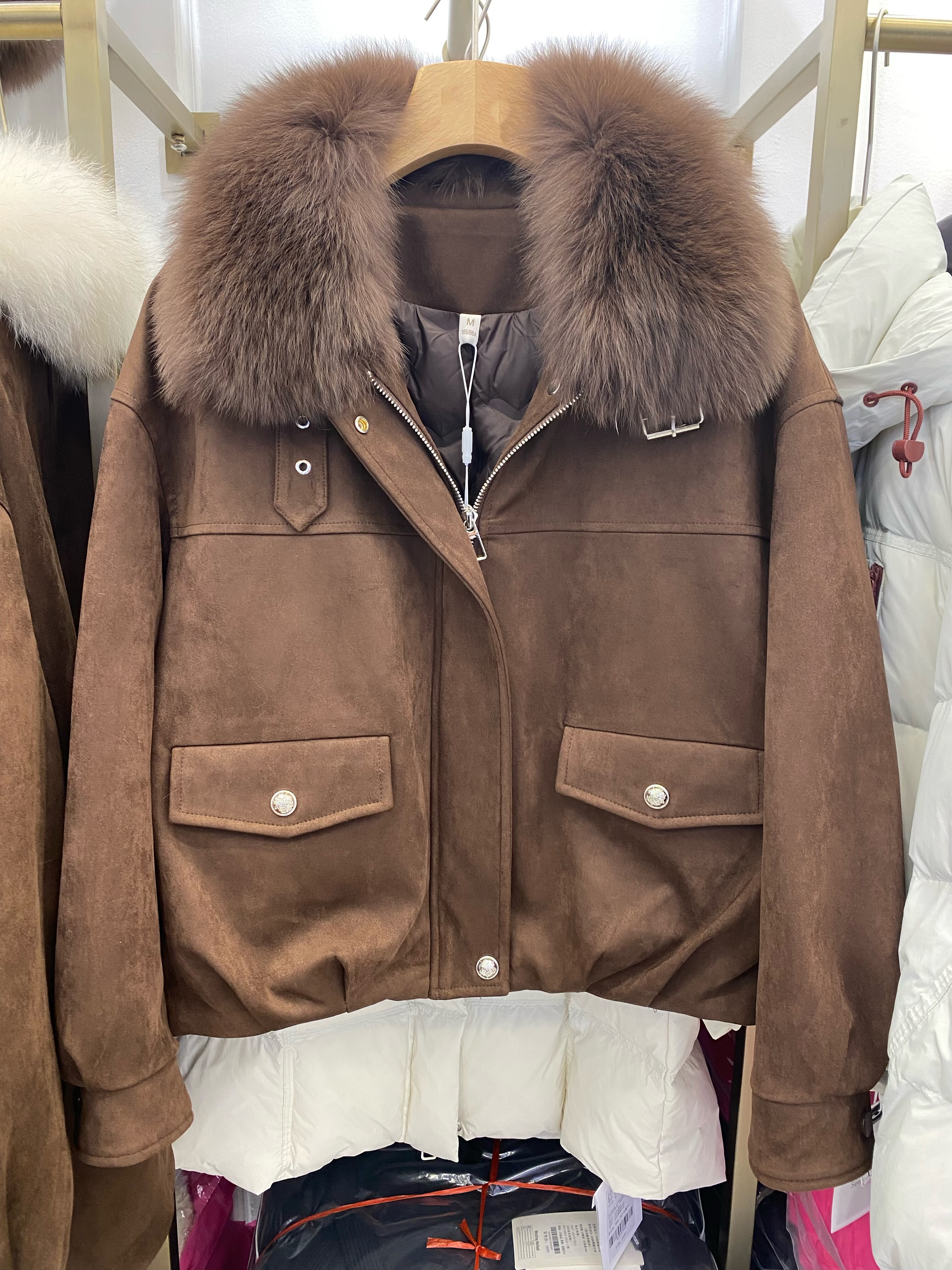 商场同款锦绣明月2025冬季新款麂皮绒羽绒服狐狸毛领短款外套A60