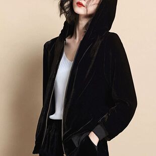 黑色洋气金丝绒长袖棒球服女款春季新款气质休闲大码时尚连帽外套