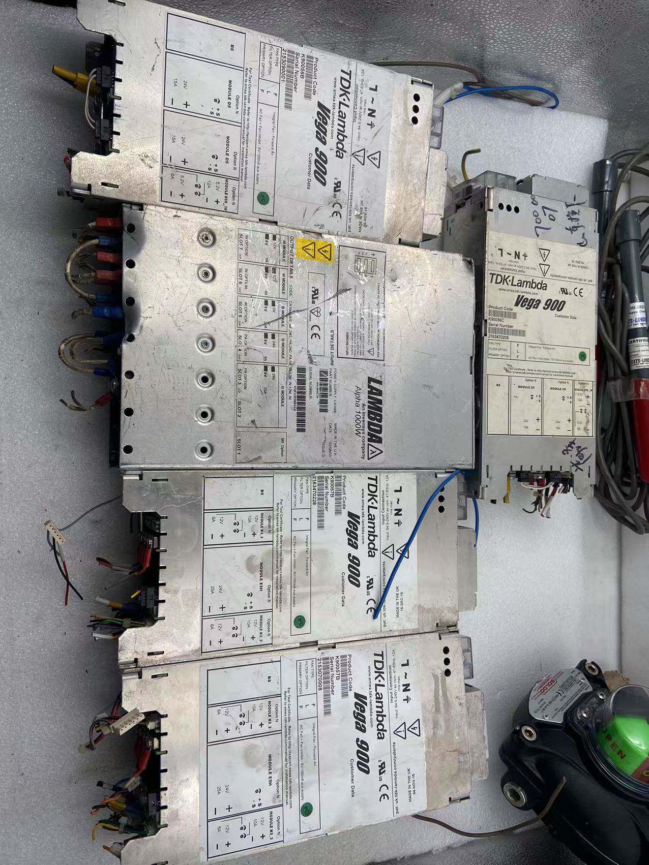 电源tdk-lambda vega 90002/ alpha 1000w,拆机实物拍摄