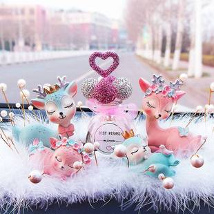 一路平安鹿汽车内装 饰品摆件车载香水用品大全女神款 香薰2021新款