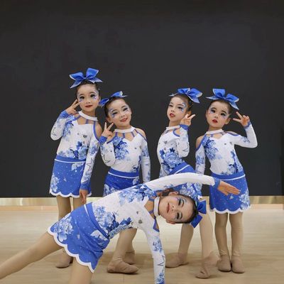 儿童啦啦队演出服运动会开幕式