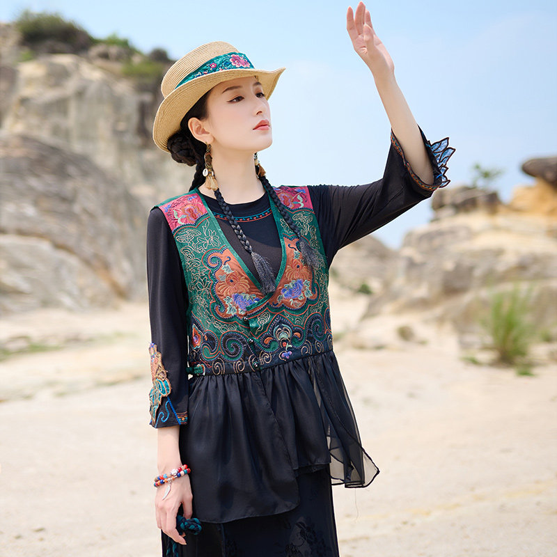 【特价处理】实拍民族风刺绣夏新款复古缎面提花时尚拼接雪纺马甲