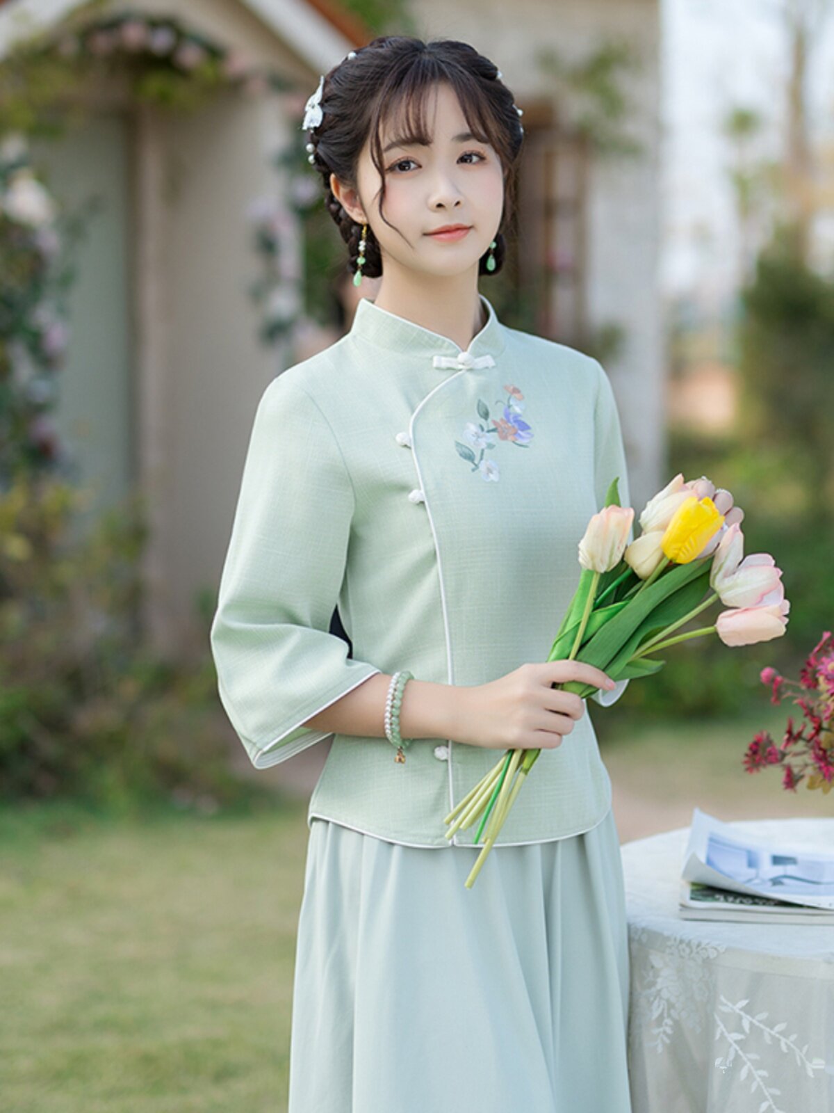 [CLEARANCE PROCESSING] RETRO REPUBLIC OF CHINA STYLE EMBROIDERY PLACKET SLIM IMPROVED CHEONGSAM COTTON LINEN CHINESE STYLE TWO-PIECE SET