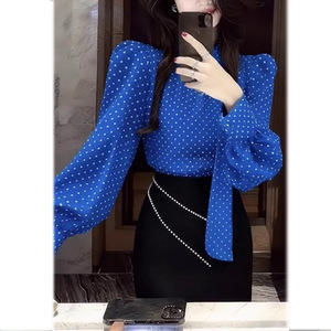 法式克莱因蓝波点衬衫女春季新款时尚通勤轻奢高级感飘带长袖上衣