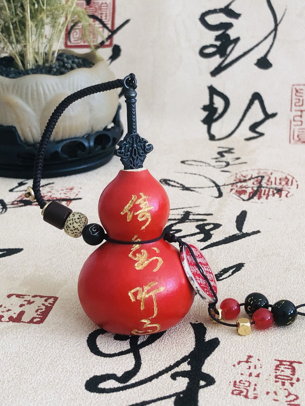 红色养剑葫芦手工雕刻倚剑听雨开口手把件文玩手捻天然葫芦
