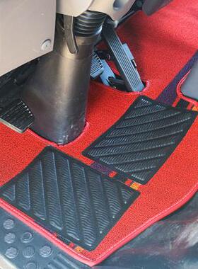 飞碟奥驰18002000A2A3 X2X3X1 T3T2D2D3V2V3 V6 缔途DXGX货车脚垫