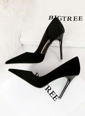 2024年春季绒面设计感小众黑色职业尖头细跟女高跟鞋百搭气质单鞋