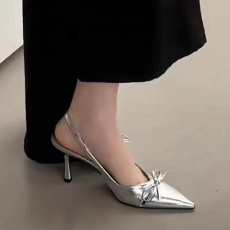 银色蝴蝶结尖头高跟鞋女细跟不累脚2026夏季新款包头浅口镂空凉鞋