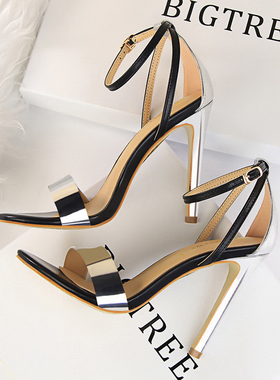 2025夏季新款网红性感高跟鞋时尚百搭细跟一字扣带露趾简约凉鞋女